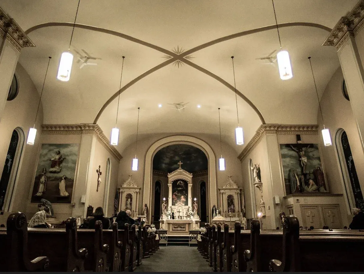 Santuario de St. Norbert visto desde la nave